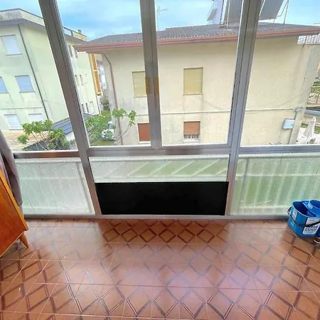 Ampio Trilocale A 2 Passi Dal Mare Apartamento