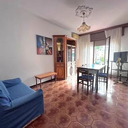 Ampio Trilocale A 2 Passi Dal Mare *